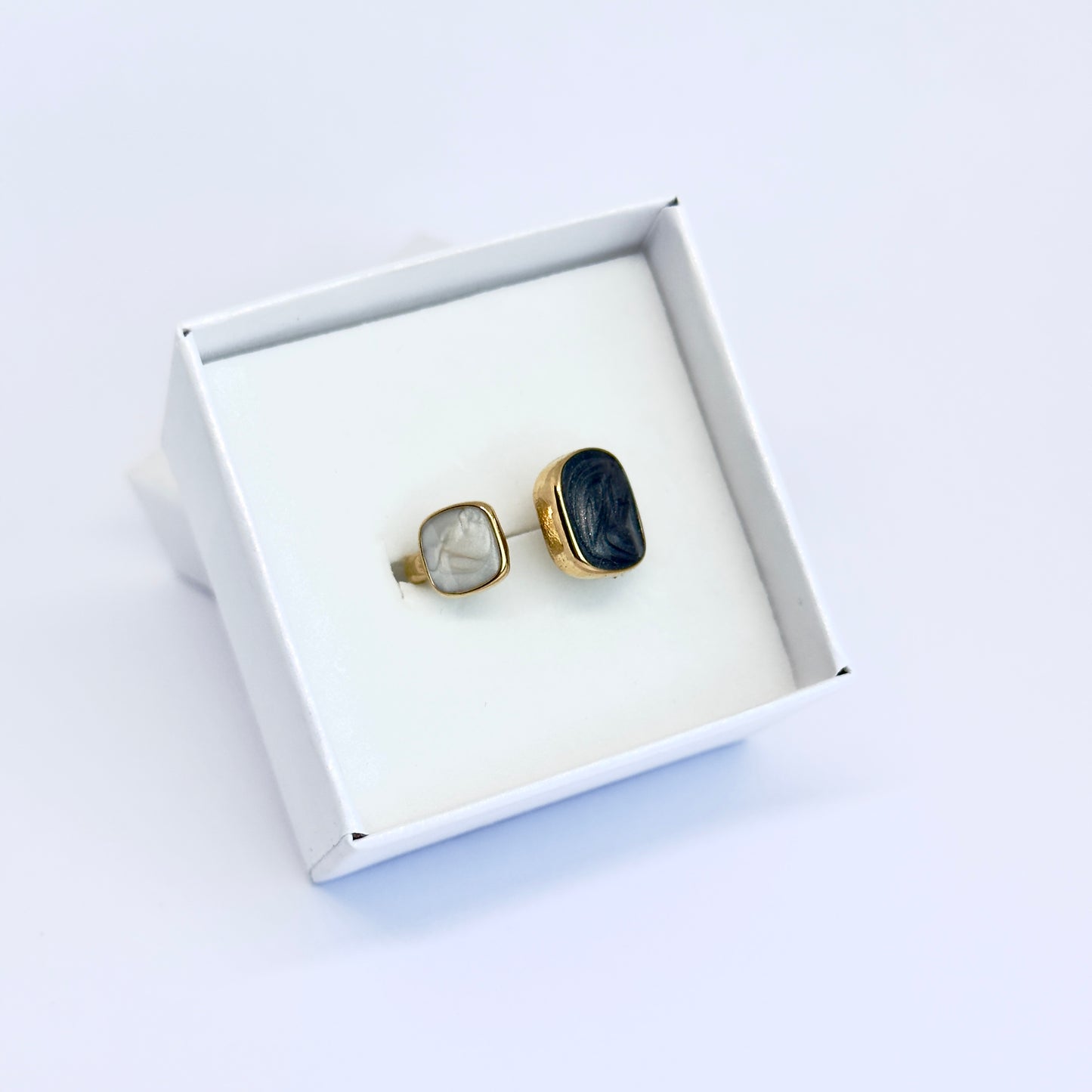 Apex Ring