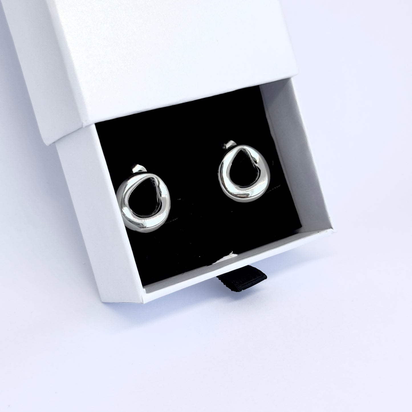 Maia Earrings