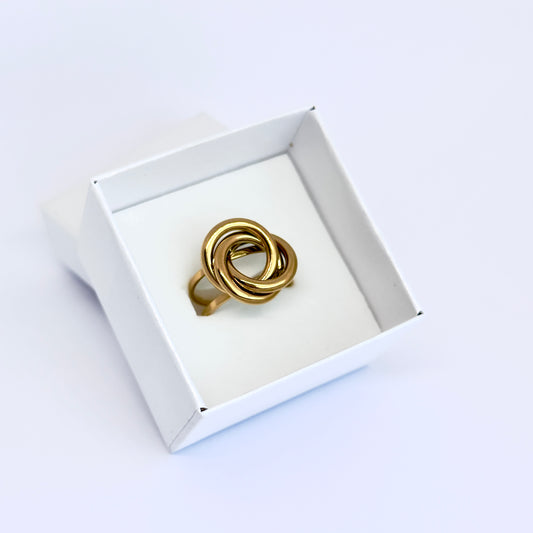 Tiara Ring